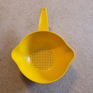 Tupperware Colander Strainer Unisex OS Yellow Excellent Vintage Retro 152-12